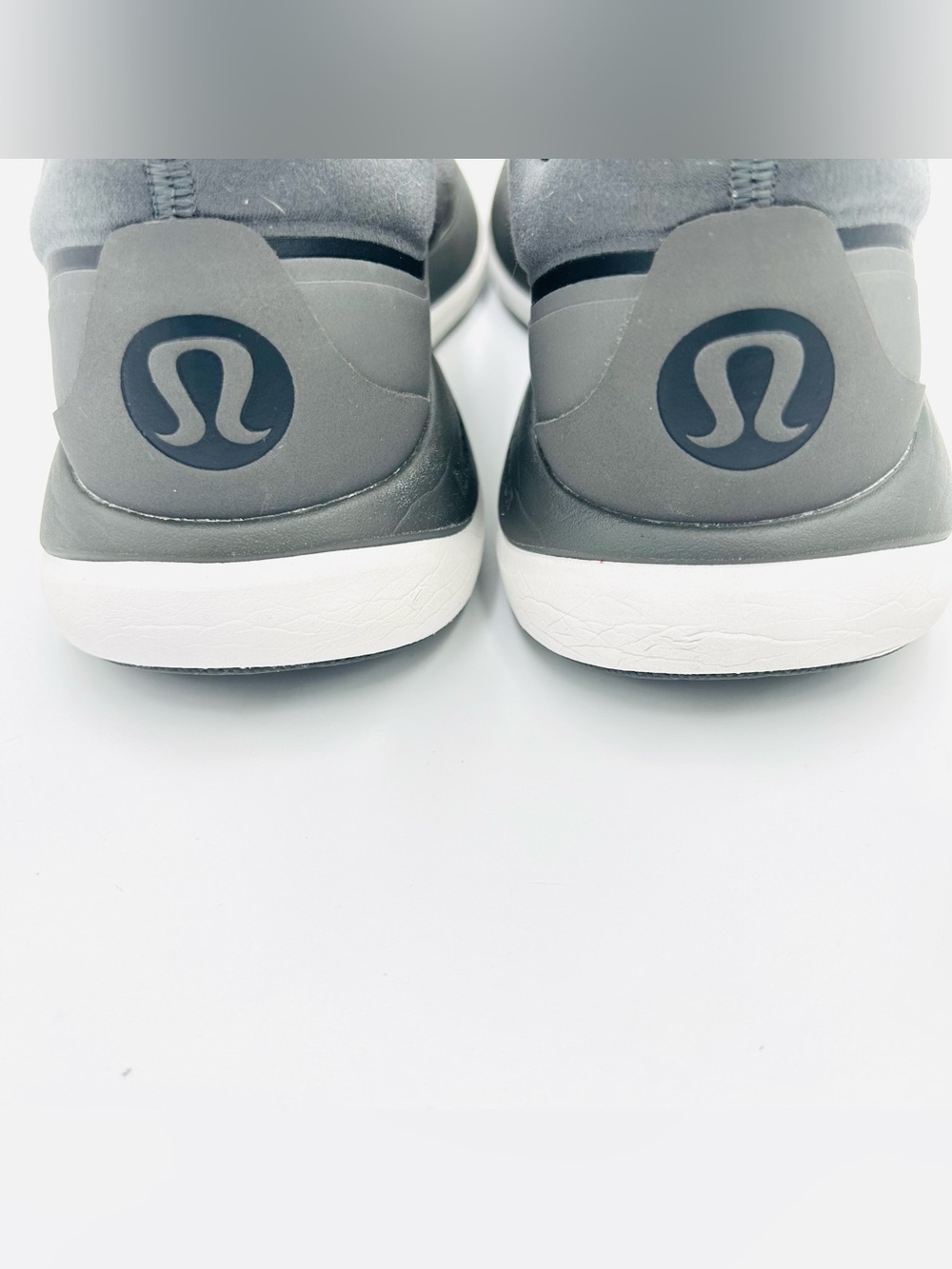 Lululemon Blissfeel Running Shoes Gray Athletic Sneakers Women’s Size 10 - Picture 9 of 10